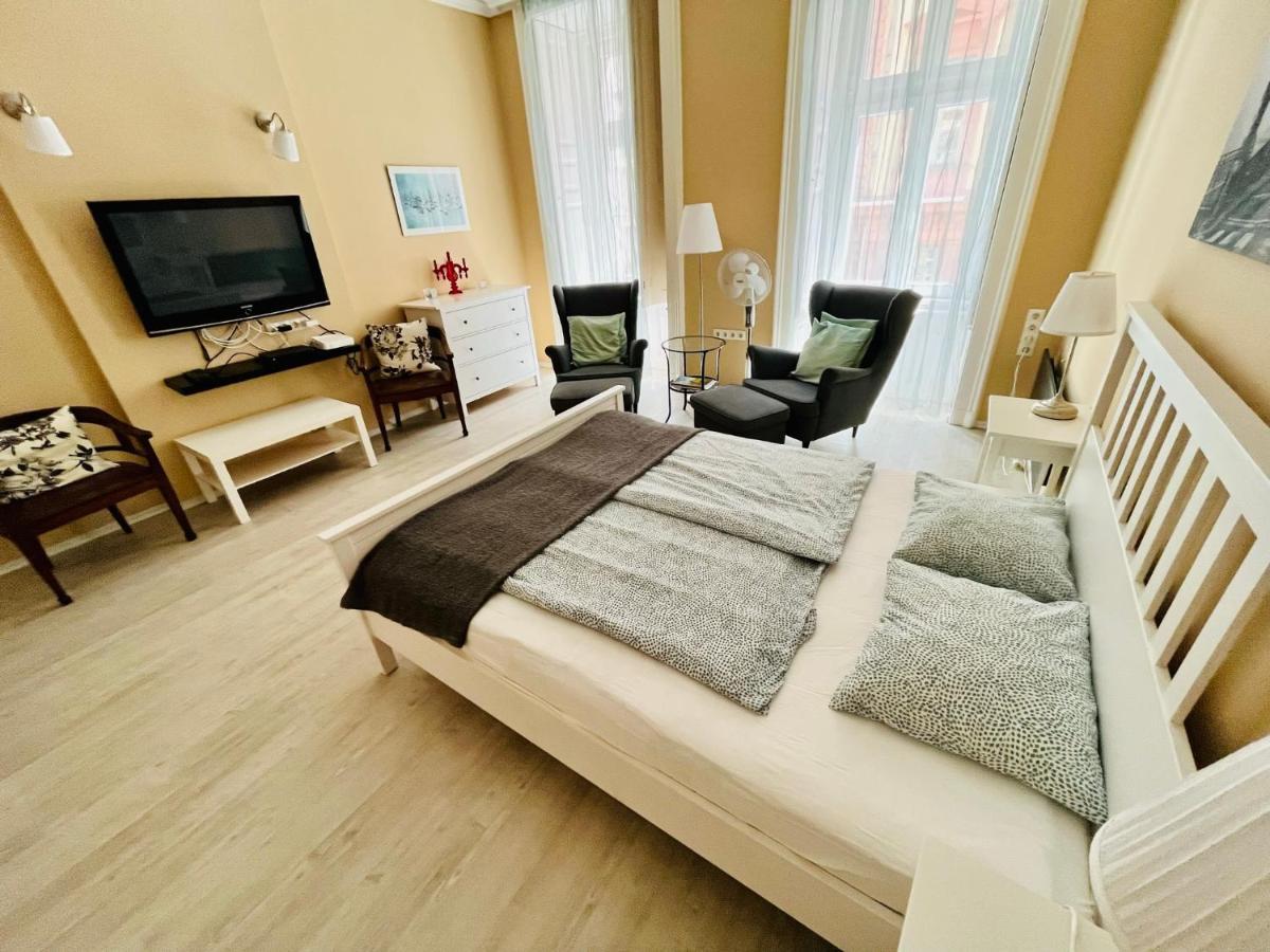 Academy Home - Elegant Place Next To The Parliament Βουδαπέστη Εξωτερικό φωτογραφία