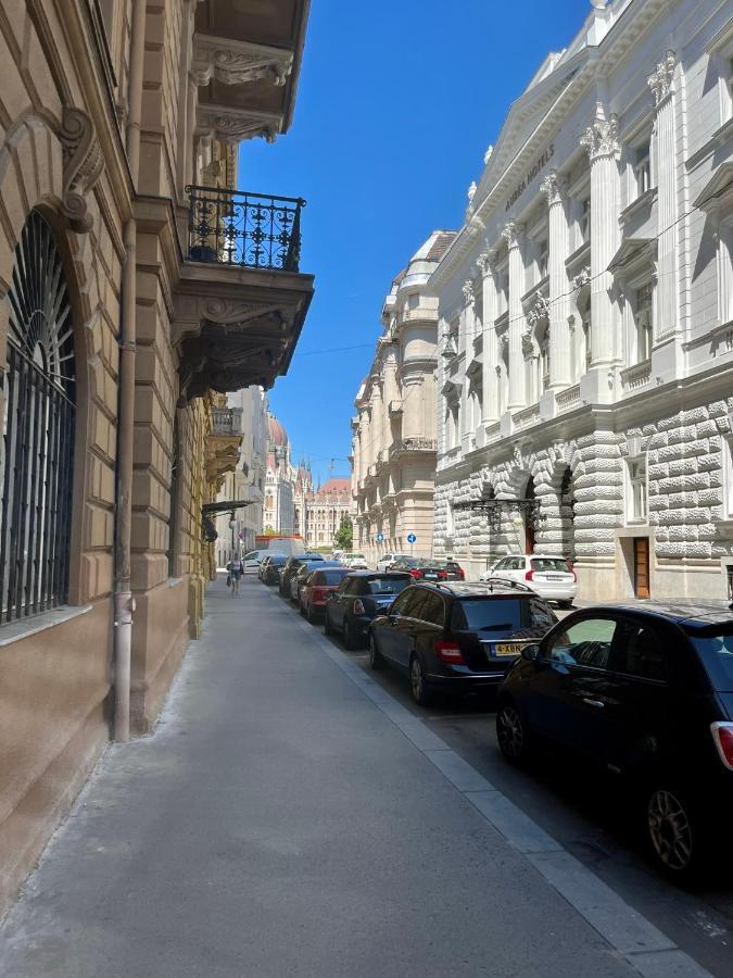 Academy Home - Elegant Place Next To The Parliament Βουδαπέστη Εξωτερικό φωτογραφία